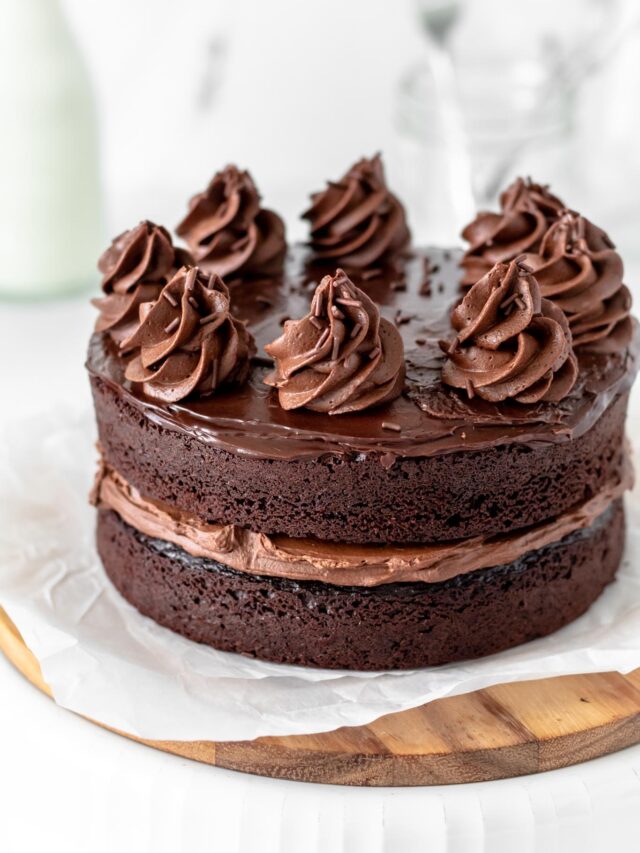 cropped-mini-chocolate-cake-6736.jpg